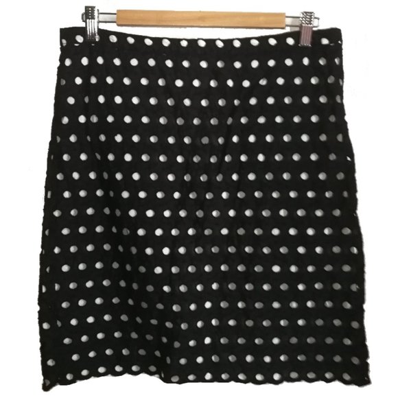 3/30$ LOFT Eyelet Black & White Mini Skirt, sz 10